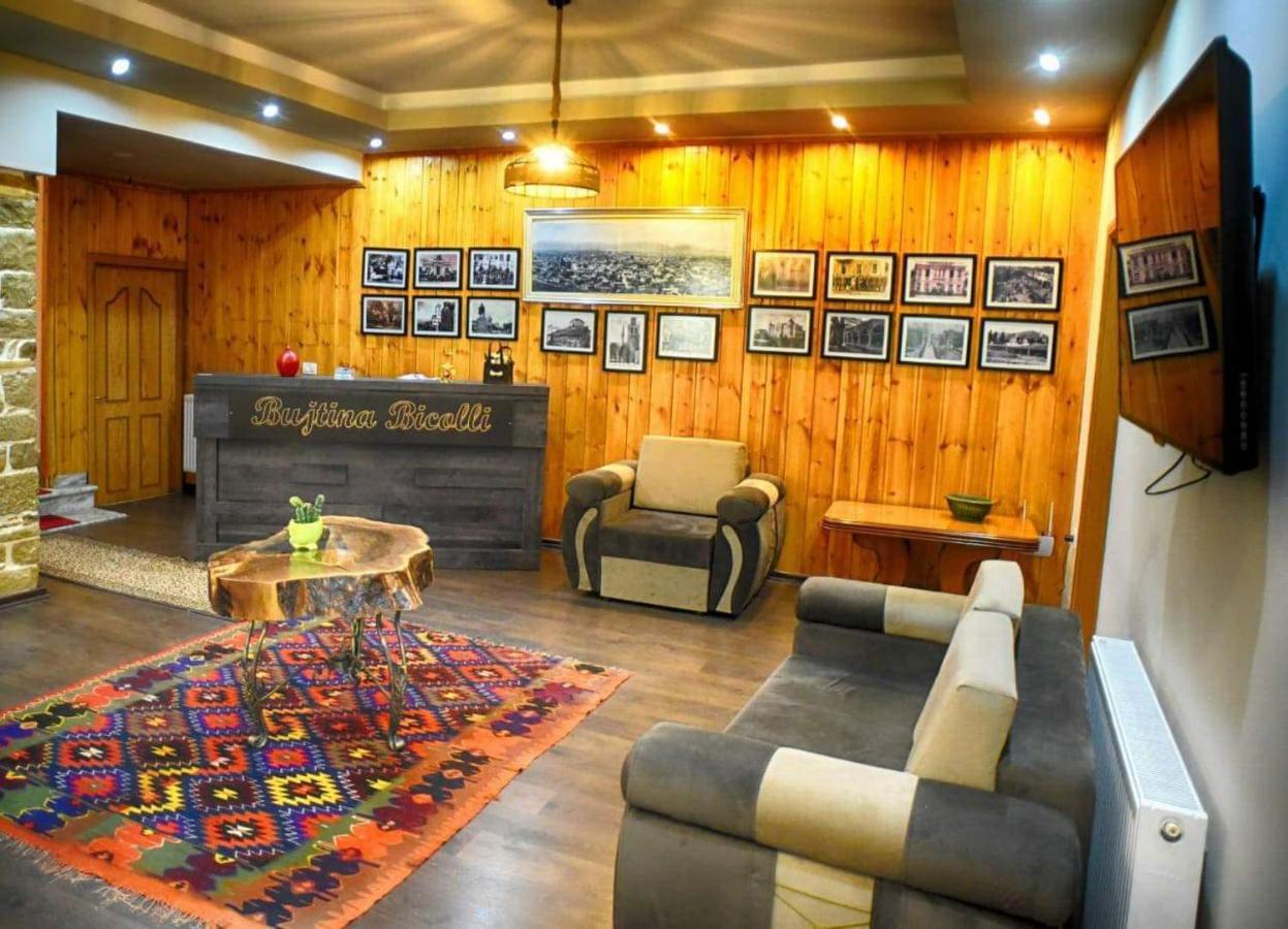 Hotel Bujtina Bicolli Korce Eksteriør billede