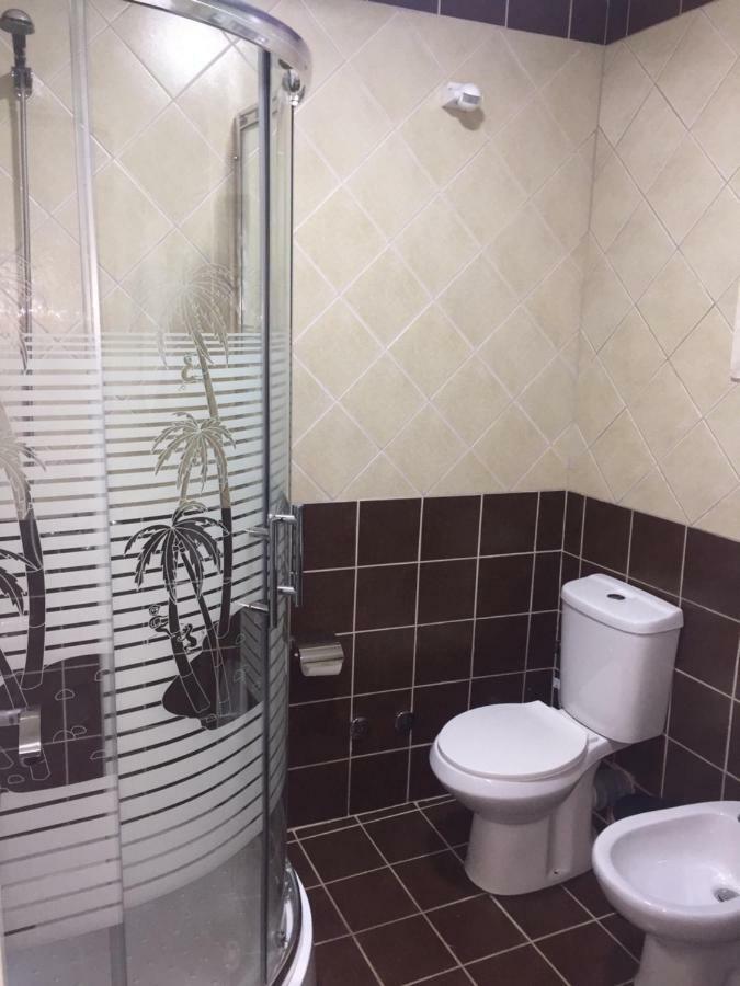 Hotel Bujtina Bicolli Korce Eksteriør billede